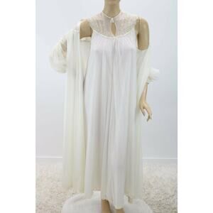 Vtg Saks Fifth Avenue long Nightgown peignoir robe Set Soft Nylon Ivory lace S